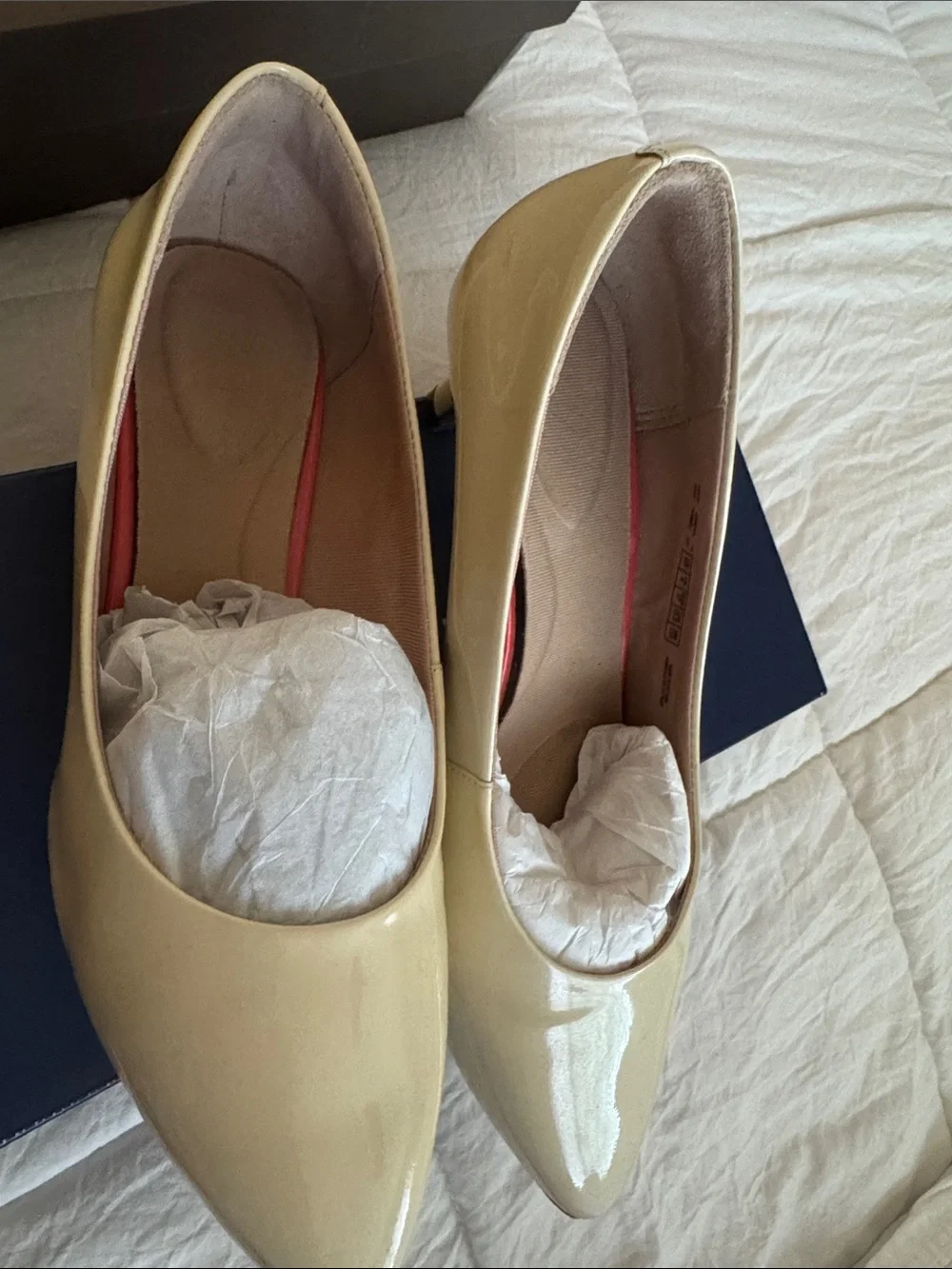 Rockport Women's Patent Pointed Toe Pump in Pale Yellow